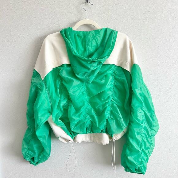 NEW Free People Movement Summer Breeze Hoodie Windbreaker Size Medium - Picture 13 of 13